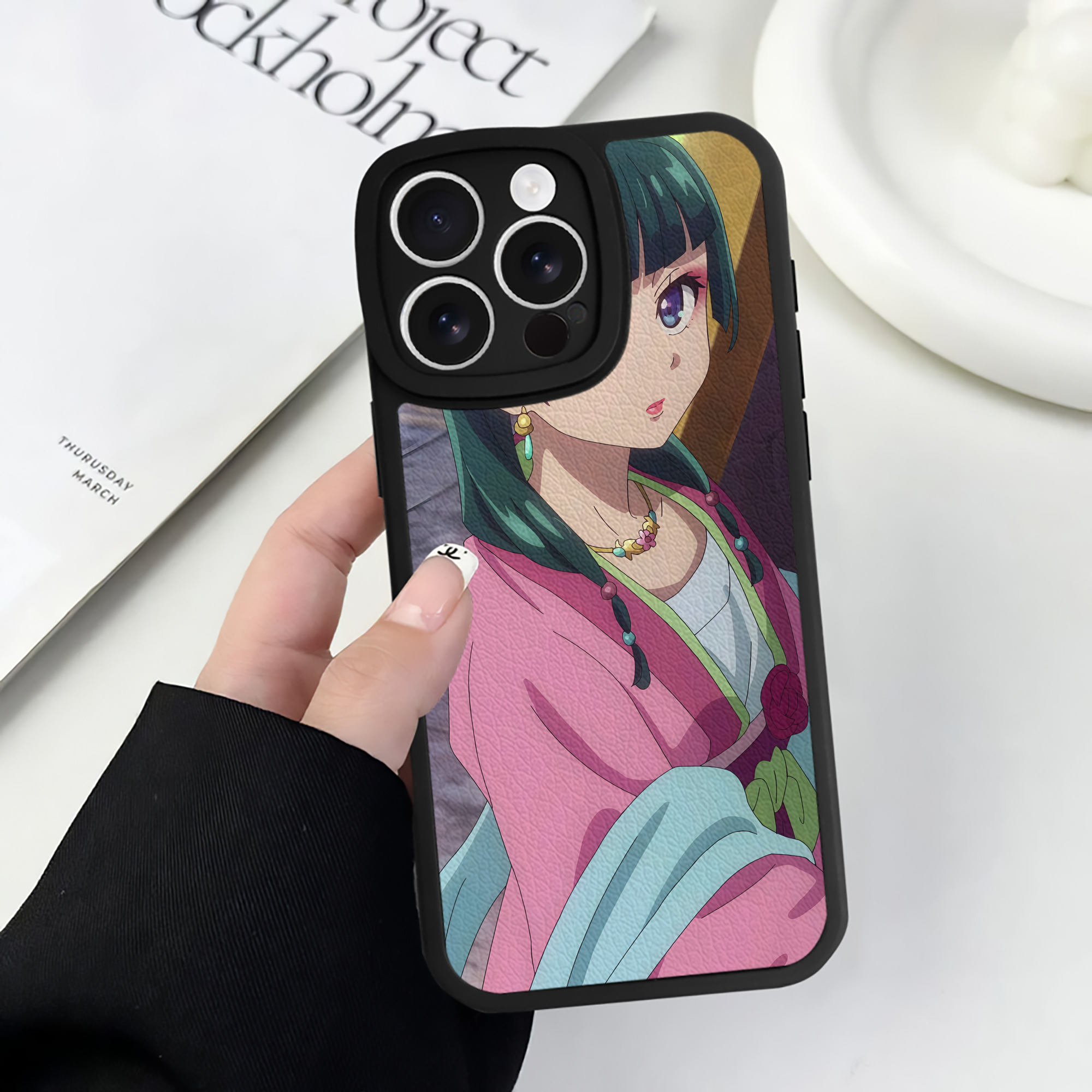 薬屋のひとりごと The Apothecary Diaries 【iPhone 16シリーズ対応】シリコンスマホケース（レザー調） 材質：シリコン